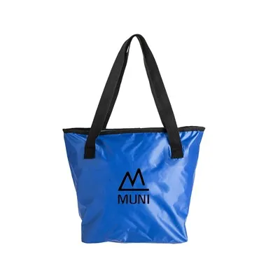 Cooler Dry Bags'in manyetik kapağı var mı?